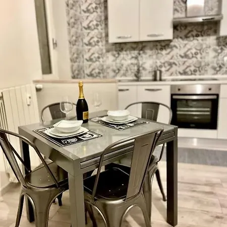 Bilocale Confine Loano-borghetto 250mt Dal Mare * Borghetto Santo Spirito